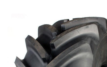 Agroindustriale Michelin 600/65R28 MICHELIN MACHXBIB 154D/150E TL 600 / 65 R28