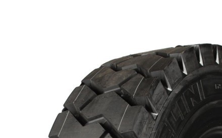 Agroindustriale Michelin 14.00R24 MICHELIN XZM STABILX 193A5 IND-4 TL  / R24